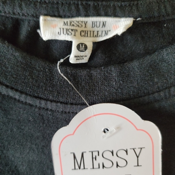 Sequin Peace sign crop tee - Picture 7 of 8